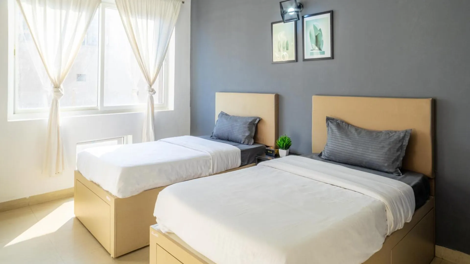 Housr Sector 69 Gurgaon Near Sohna Road Daire