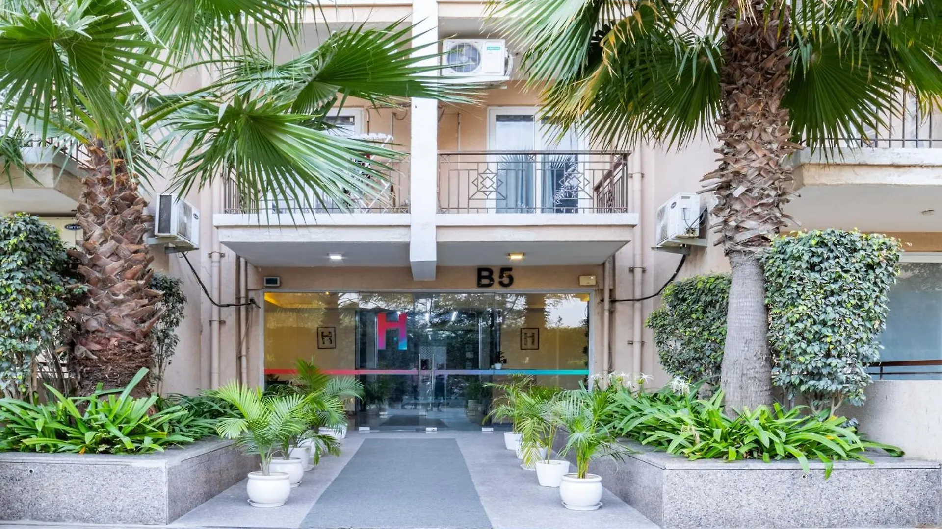 Housr Sector 69 Gurgaon Near Sohna Road Daire