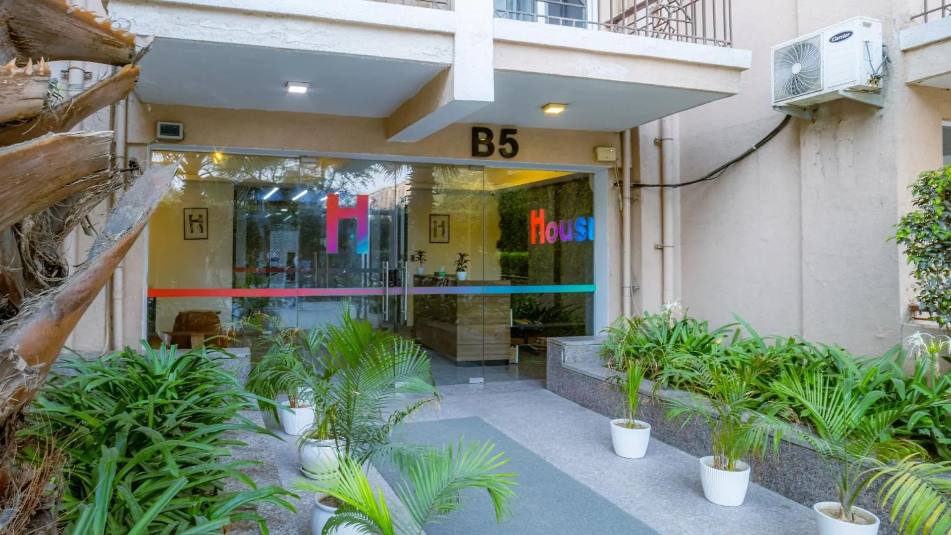 Housr Sector 69 Gurgaon Near Sohna Road Daire